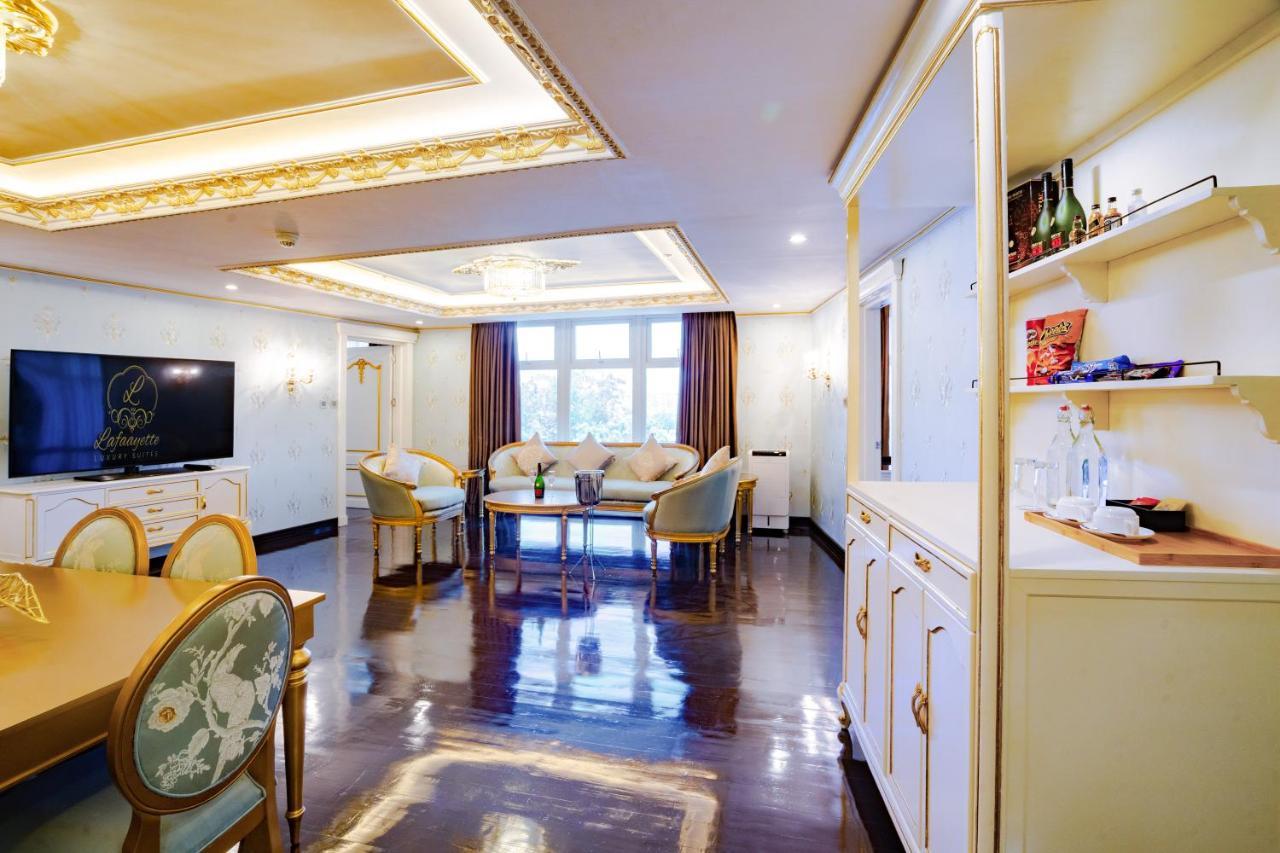 Lafaayette Luxury Suites Baguio City Bagian luar foto