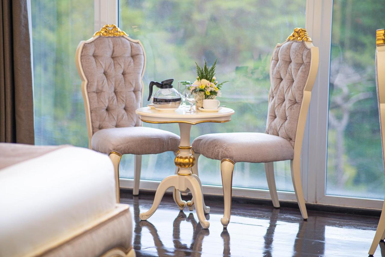 Lafaayette Luxury Suites Baguio City Bagian luar foto
